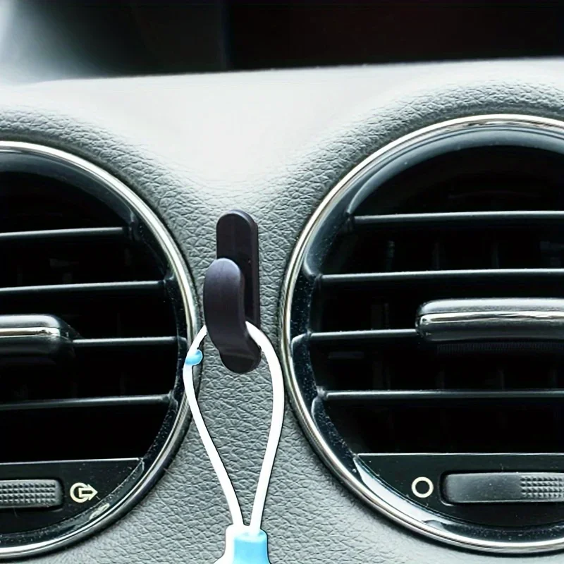 TILONDEX Handy Black Self-Stick Hooks Designed for Vehicles, Perfect for Organizing Bags And Wallets Ideal Gifts