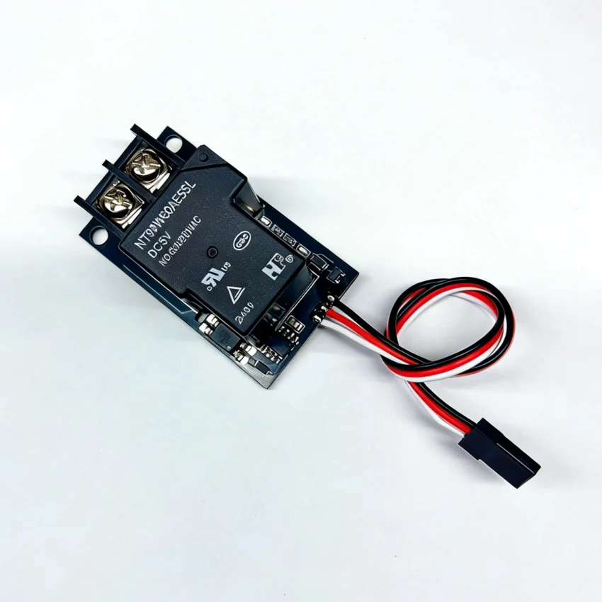 

DC4-5.5V 50A 60A PWM Large Current Relay Switch Navigation Light Electronic On-Off Module for RC Model Airplane Accessory