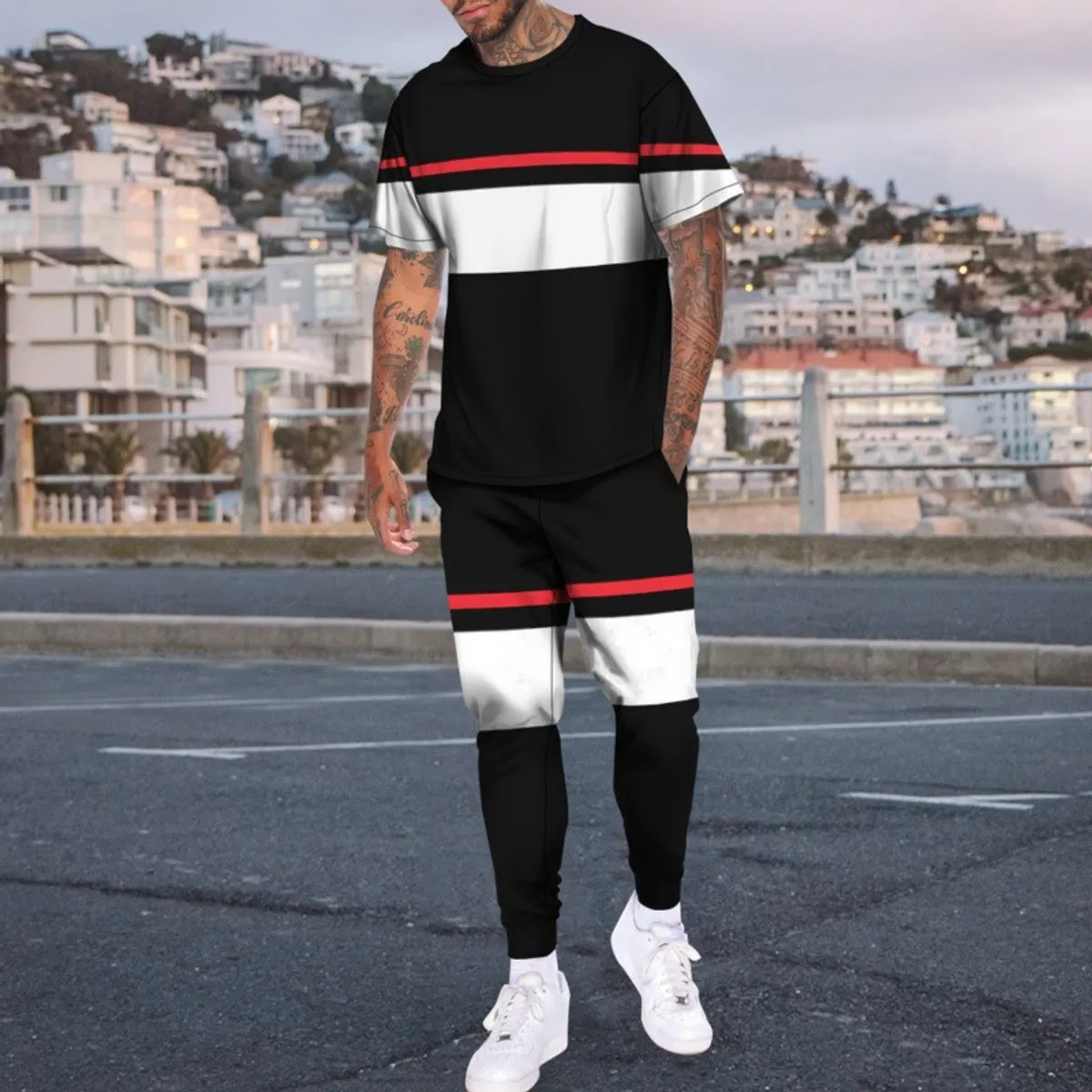

Hot selling summer men's patchwork striped print breathable and comfortable round neck T-shirt pants set outdoor casual clothing