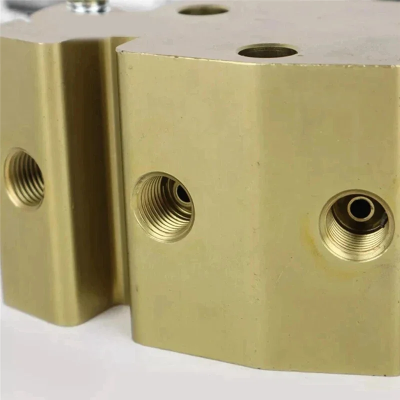 Valvola di rilevamento del carico del freno 8-97307390-0 8973073900 per Isuzu D-Max 2006-2012 2.5T Tfs86 3.0T Tfs85 Accessori per pezzi di ricambio per auto