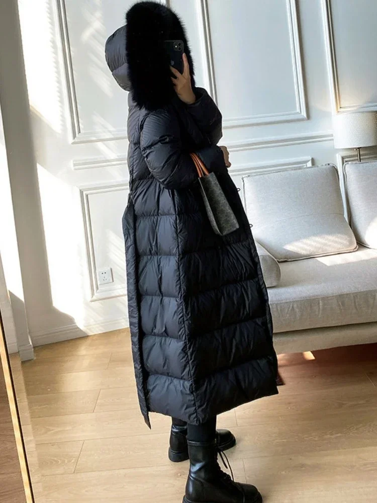 Ultra Light Warm Long Parkas Fox Fur Collar Female Hooded Snow Coats Real Fur Jacket New Winter Women White Duck Down Jackets