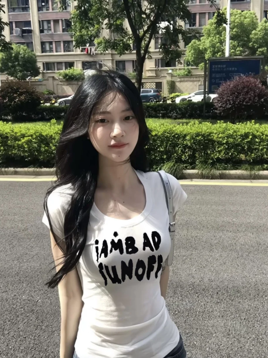 Pure Desire Spicy Girl Letter Print White Low round Ne ort Sve T-irt Women's Summer American Retro Slim Fit Waist-Cu...