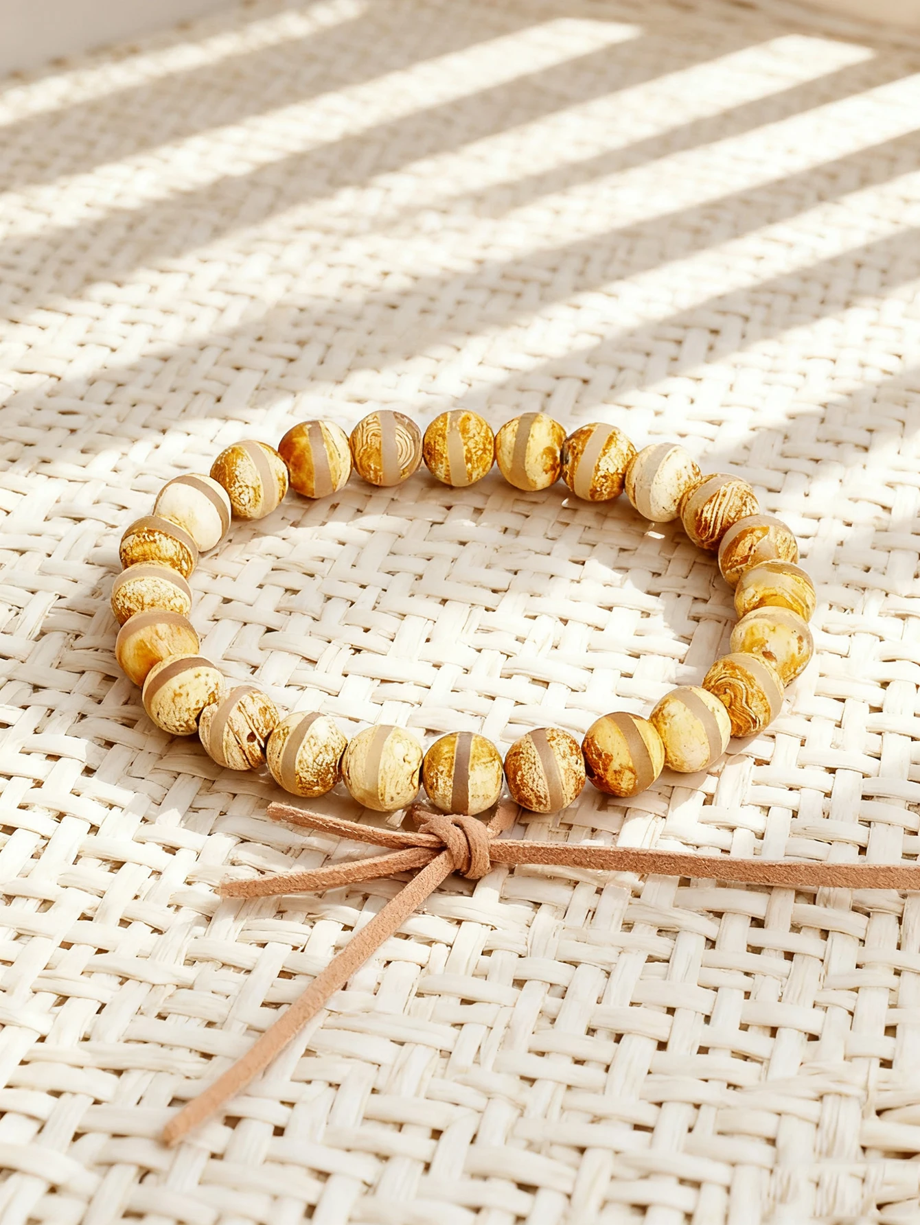 Natural Stone Beaded Bracelet Vintage Agate White Striped Agate Antique Bead with Reiki Healing Energy Charm for Balance Jewelry