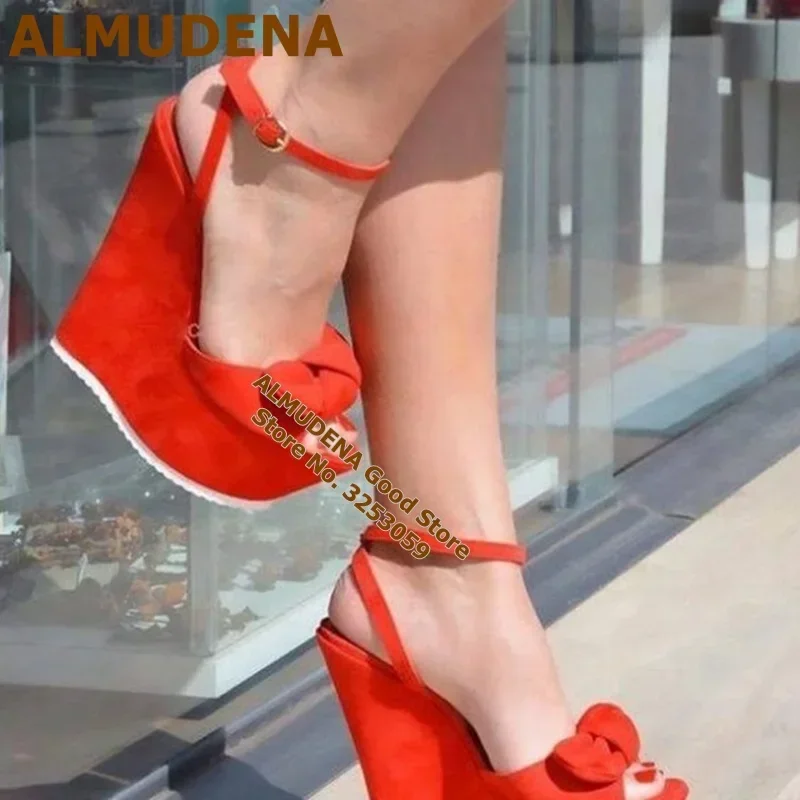 ALMUDENA, sandalias de tacón grueso con pajarita grande, zapatos de tacón con plataforma y nudo de mariposa, zapatos de boda bonitos de gamuza naranja, rojo y amarillo de talla grande