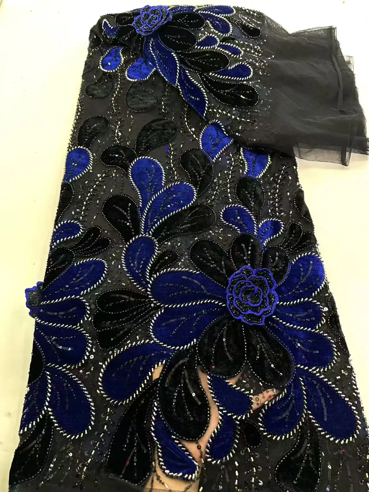 Latest African Velvet Lace Fabric Nigerian and French Tulle Lace High Quality Embroidery Beads for Wedding Dress Sewinge'lü