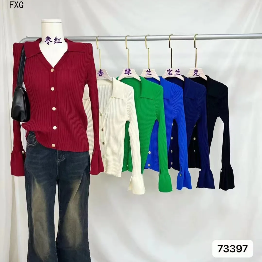 

Женская укороченная трикотажная рубашка с лацканами и короткими рукавами, однобортная однотонная юбка с подолом, повседневная рубашка, весна-лето, новый шикарный топ Wh1