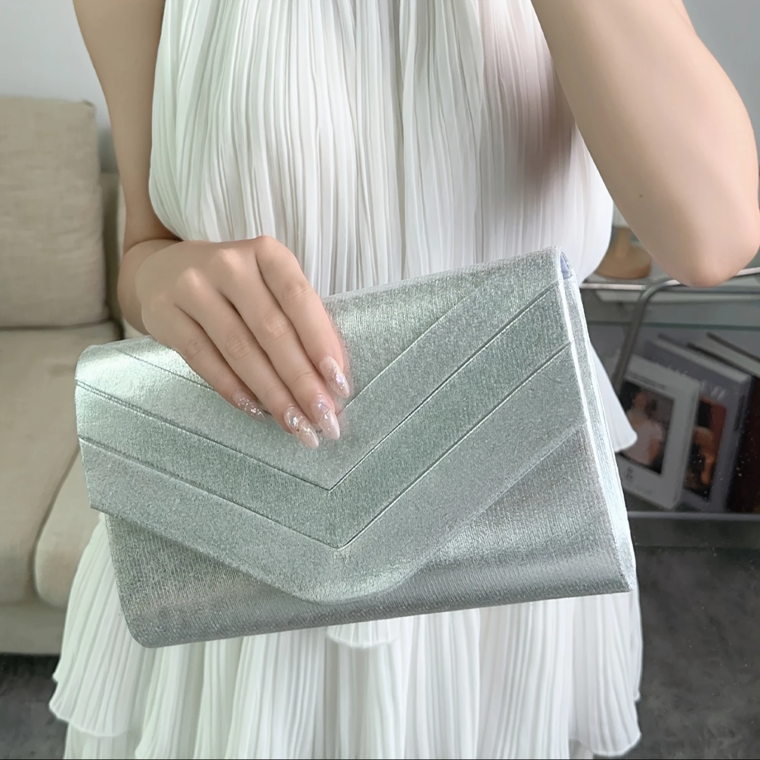 

Elegant Solid Color PU Leather Evening Bag for Wedding Prom Party