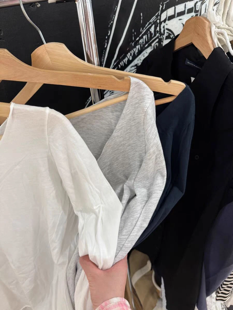 Raw Trim Thin Long Sleeve T-shirt Women Autumn Sexy O-Neck Cotton Slim Tshirts Solid Simple Sweet Basic Y2k Tees Female Clothing image 2