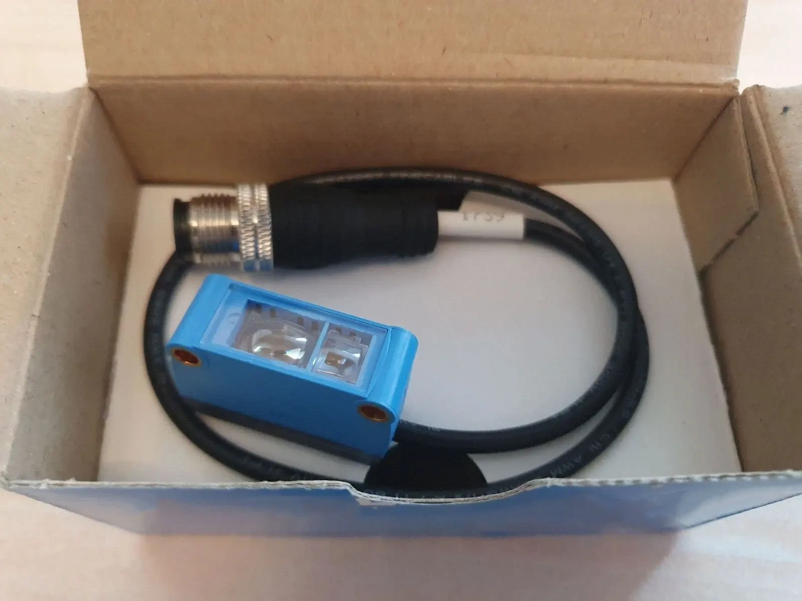 100% New and Original  LUTM-UN81162P LUTM-UP81162P sensor FedEx /UPS fast delivery Warranty One-year