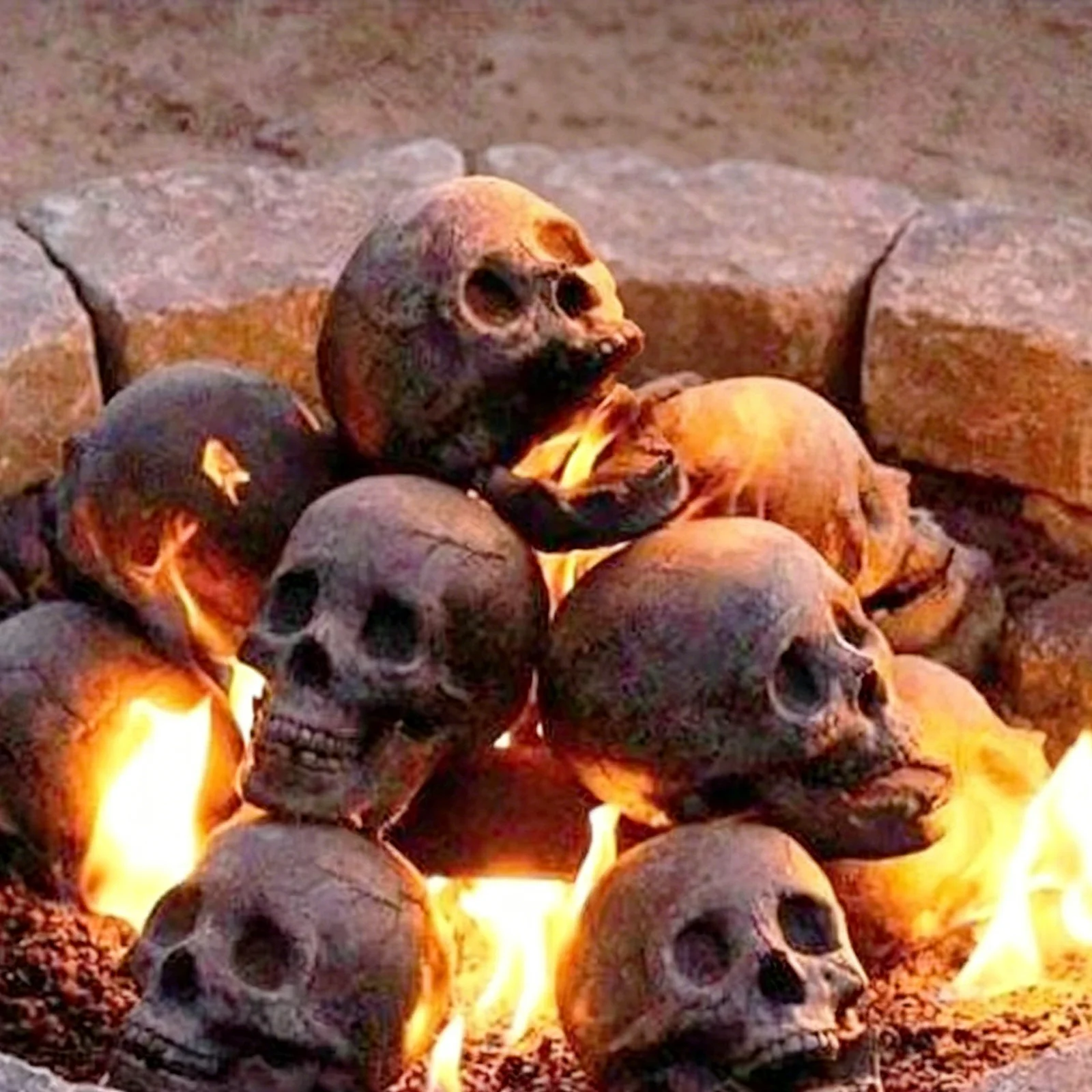 Halloween Skulls Shaped Fire Stones Realistic Shape & Fireproof Imitated Human Skull Pit for Bonfire Campfire Fireplaces
