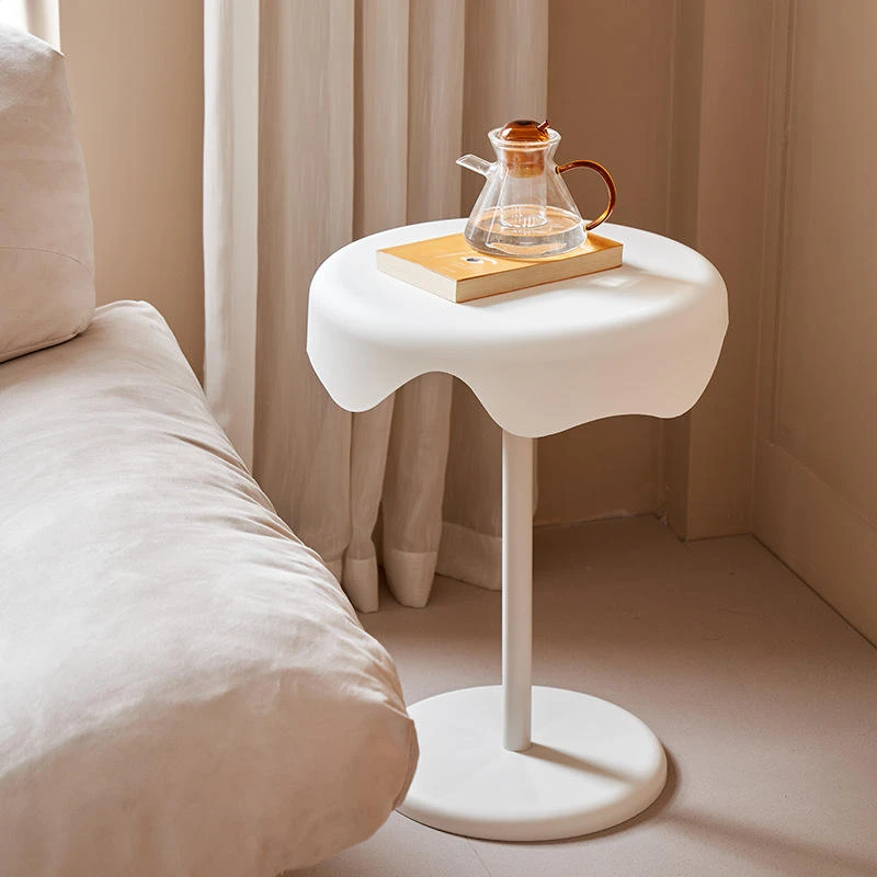 ##Trendy Cream Ice Cream Stand On Wheels Small Round Side Table For Bedside, Tatami, Or Coffee