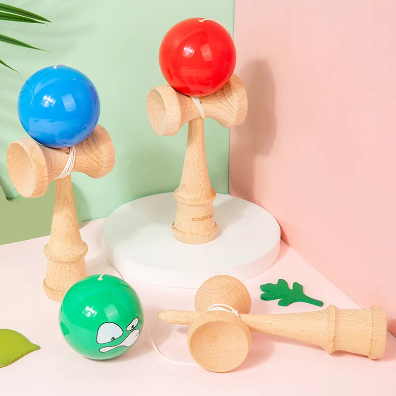 Legno Kendama Trick Ball Toy Indoor/Outdoor Fitness Ball Train Coordinazione occhio-mano Gioco tradizionale per bambini di catturare palla giocattolo