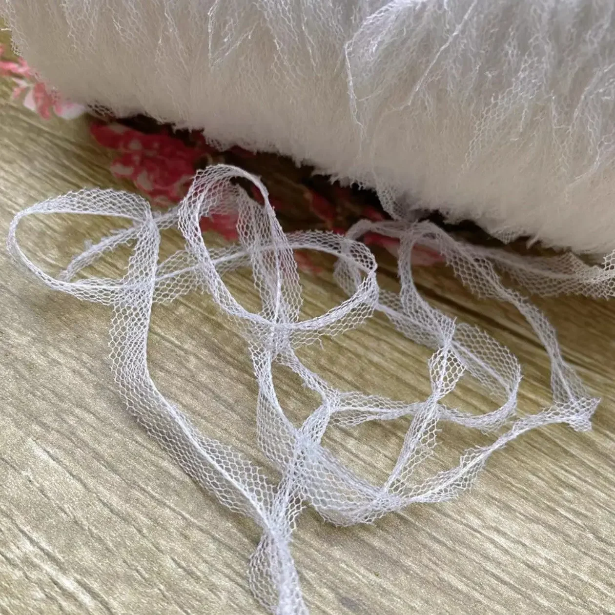 50g/Roll Gradient Color Lace Yarn Colorful Mesh Threads for Knitting Crochet Sweater Hat Bags Dolls DIY Sewing Accessories