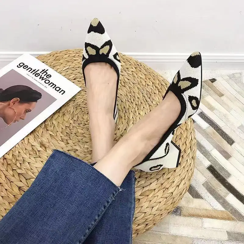 Large women\'s high-heeled shoes Fashion pointy beautiful pattern square toe shoes Heel rubber anti-skid shoes New 2023