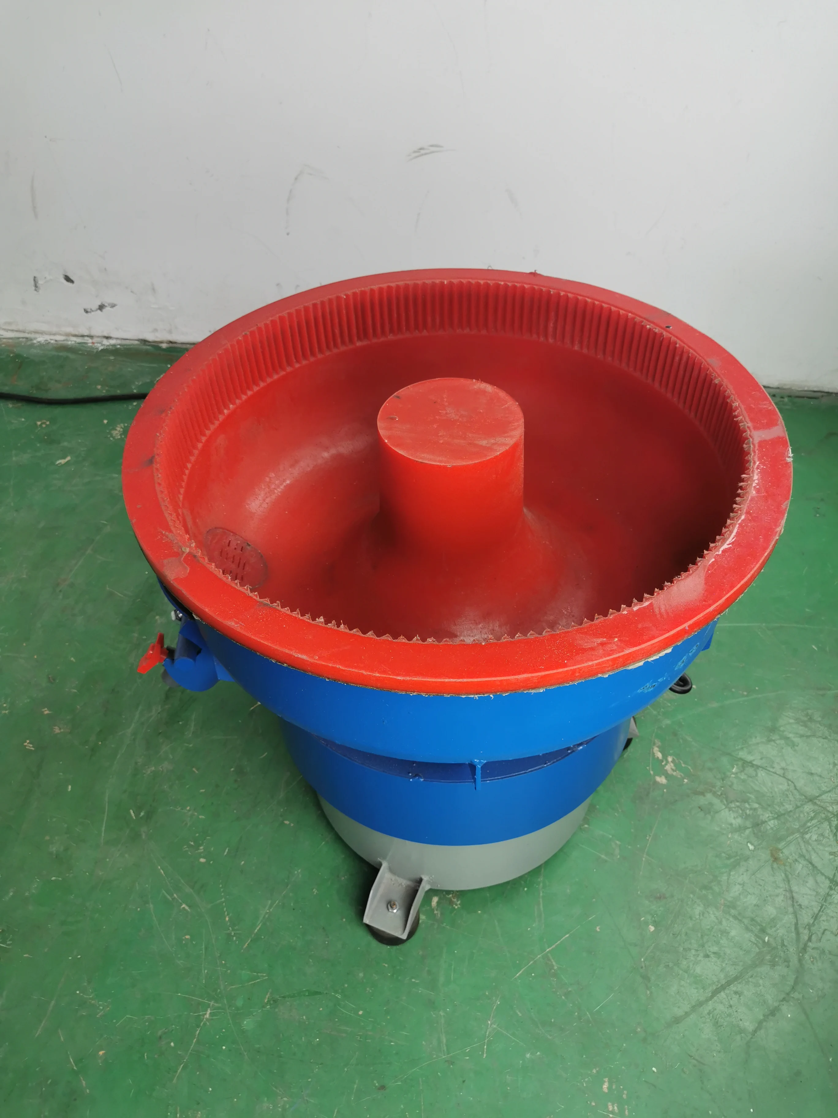 Vibratory Polishing Machine Vibratory Finishing Machine Vibratory Polisher