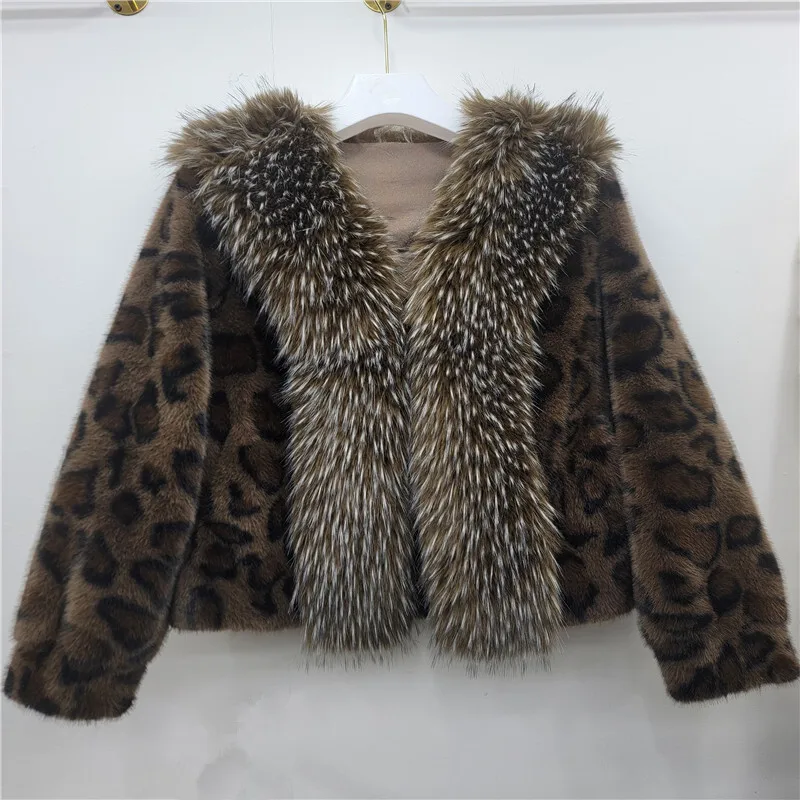 WTHT Fashion Women's Leopard Print Plush Fake Fur Warm Jacket 2025 Winter Trendy Long Sleeves Lapel Quilted Coat Female 1LS2723