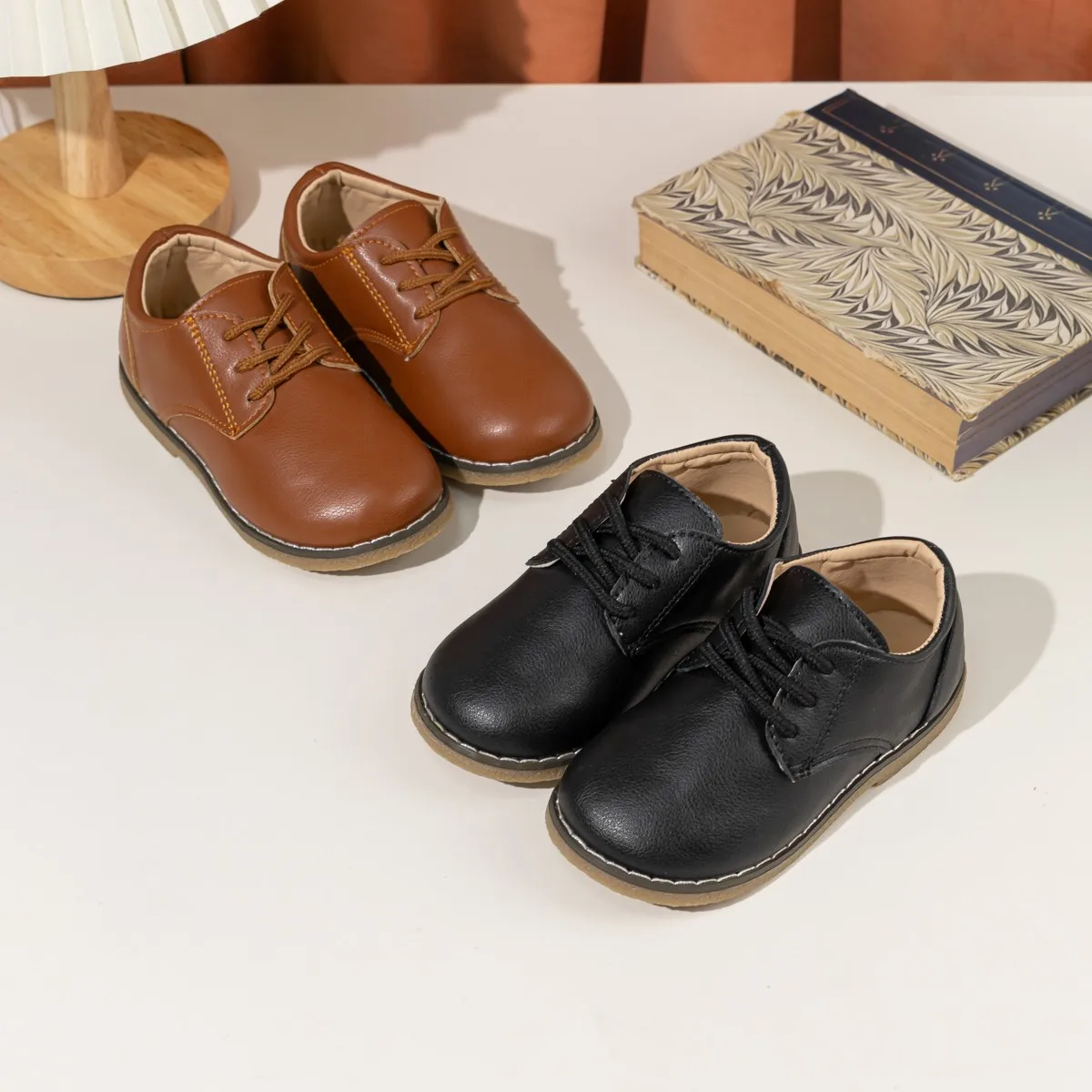 

Children's Fashion Leather Shoes Versatile Casual Children's Shoe Solid Color Lace-Up Boys Girls Non-Slip Waterproof Rubber Sole