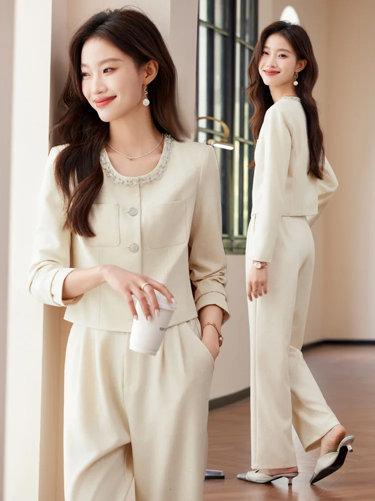 Sequin outfit for women in spring2025New elegant and sophisticated socialite-style fashion outfit for a youthful look