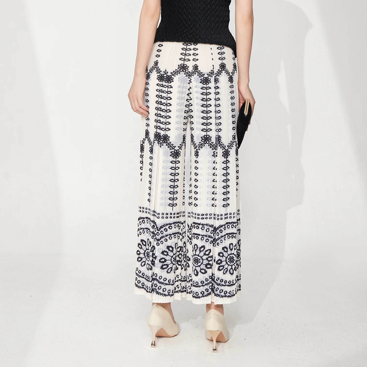 Women's 2025 Summer New Miyake Casual Pants Loose Plus Size Drape Pants Skirt Fashionable Wide Leg Pants