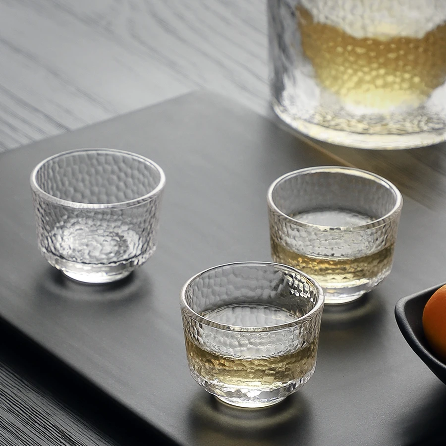 Small Cute Japanese White Liquor Sake Wine Soju Transparent Glass Cups Set Beautiful Heat Resistant Kungfu Hot Tea Cup Teacup