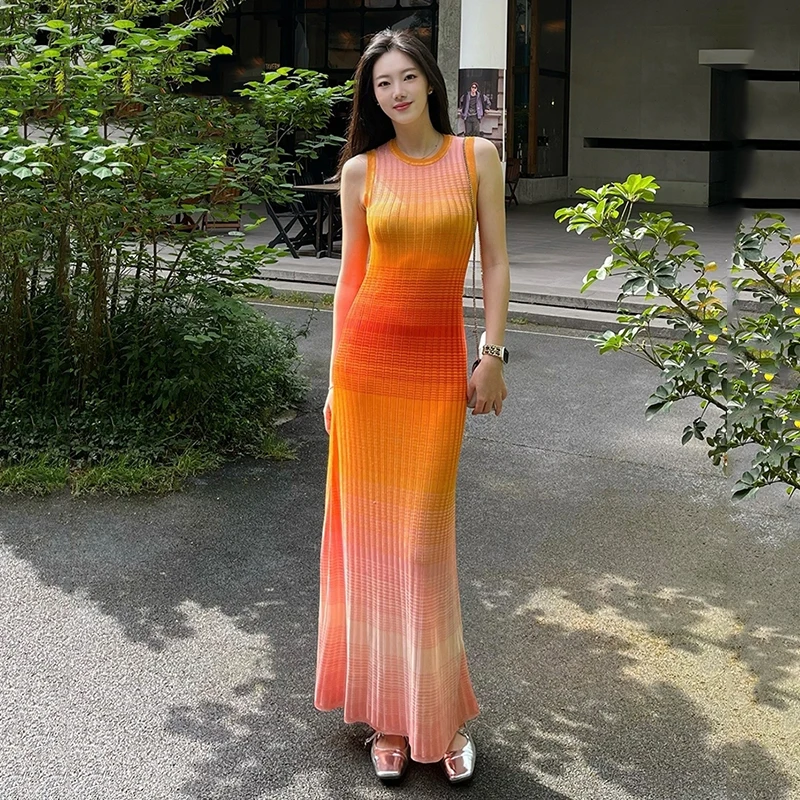 

Новая летняя женская приталенная вязаная миди-платье MaSande RO0420 с завышенной талией и градиентным цветом для блогеров