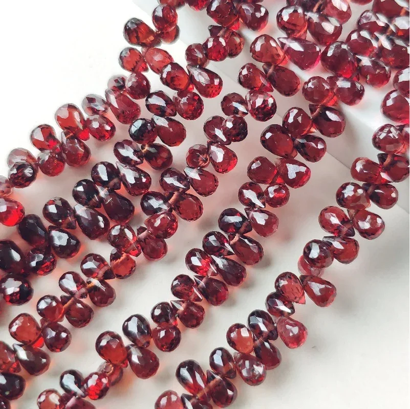 New AA LOOSE BEADS Red Faceted Garnet Drop 6-7mm Wholesale for DIY Magnetic Energy Elastic Jewelry Necklace 20cm