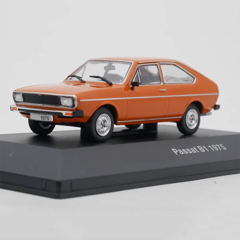 

Литая модель автомобилей Passat B1 1975 в масштабе 1:43, готовая модель, коллекция украшений, Подарочные игрушки, демонстрация