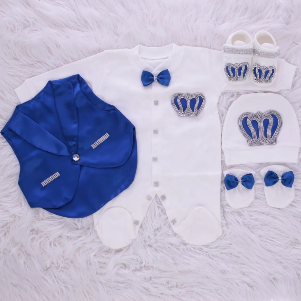 Luxury Gentleman Prince Baby Outfit 0-9 Months 5Pcs Pure White Royal Blue Satin Vest Rhinestone Crown Formal Baptism Gift Set