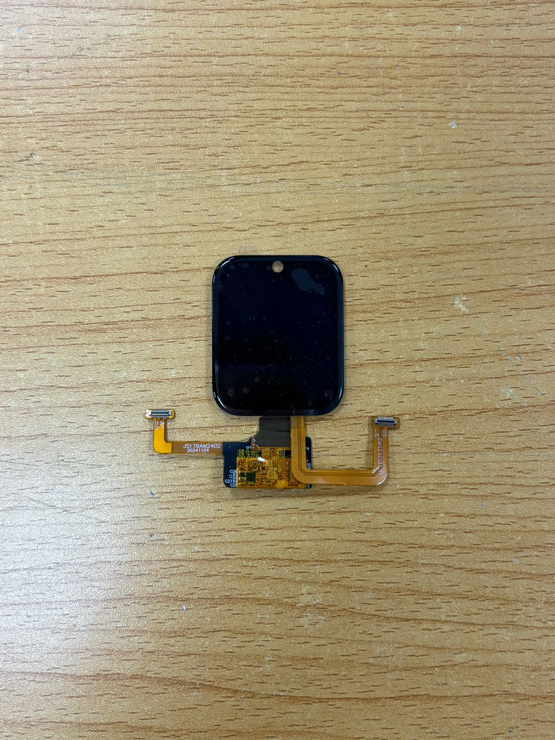 

Children's smartwatch KT33 integrated touch screen display screen