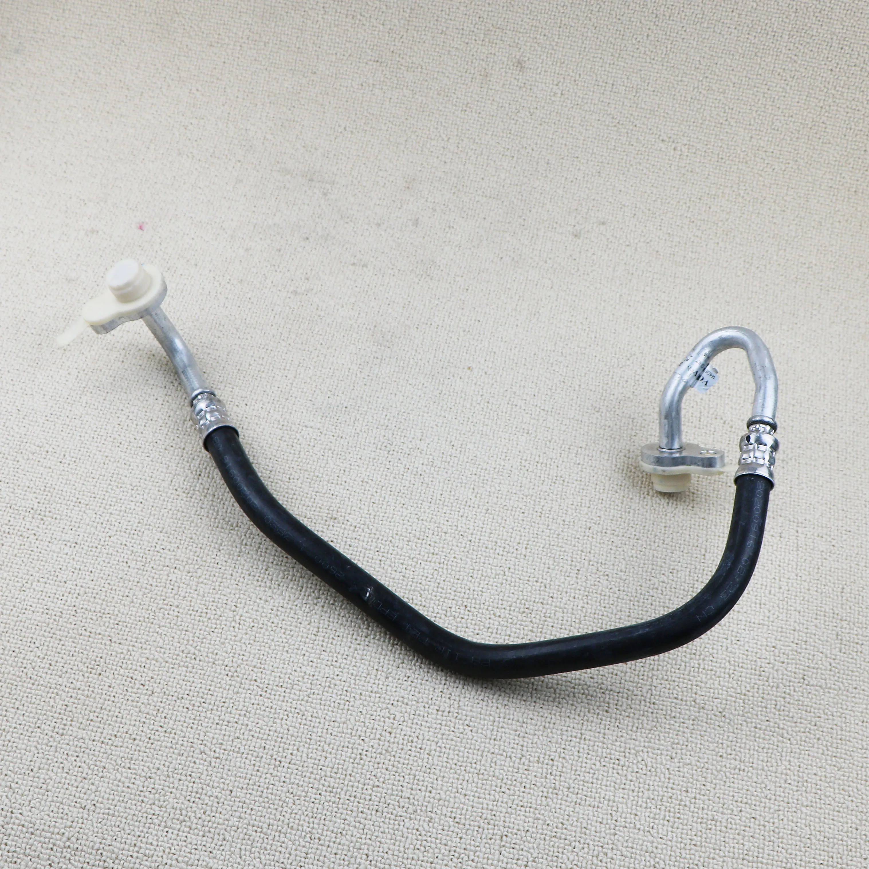 31497391 Air Conditioning Refrigerant Discharge Hose For Volvo S60, S90, V60, V90, V90 CrossCountry, XC40, XC60, XC90 2017-2024