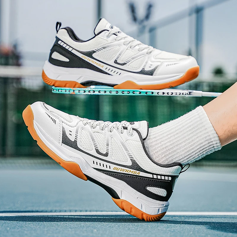 New professional badminton shoes men's and women's anti-twist shock-absorbing indoor non-slip tennis training shoes