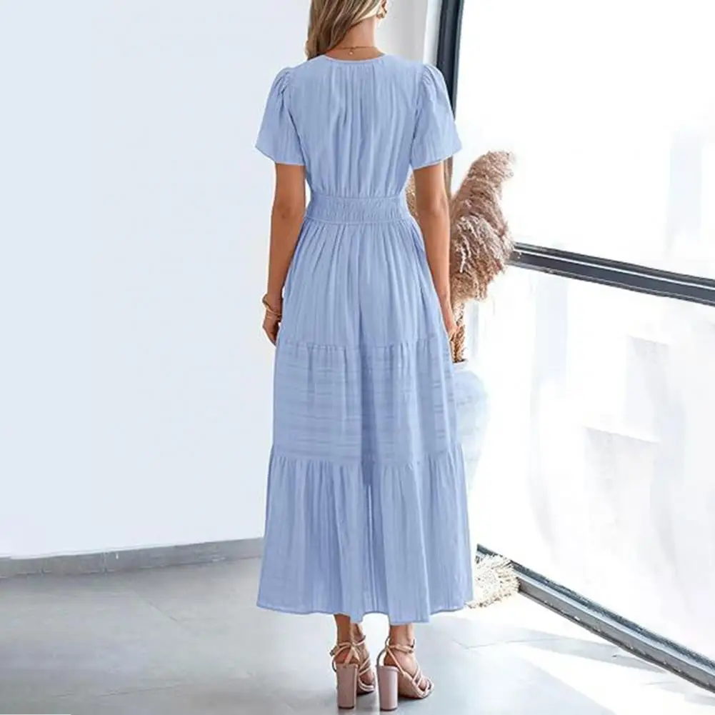 Abito dal taglio ampio Abito lungo elegante con scollo a V con vita smock Design fluido a strati Dettaglio pieghettato per donna Abito estivo da donna