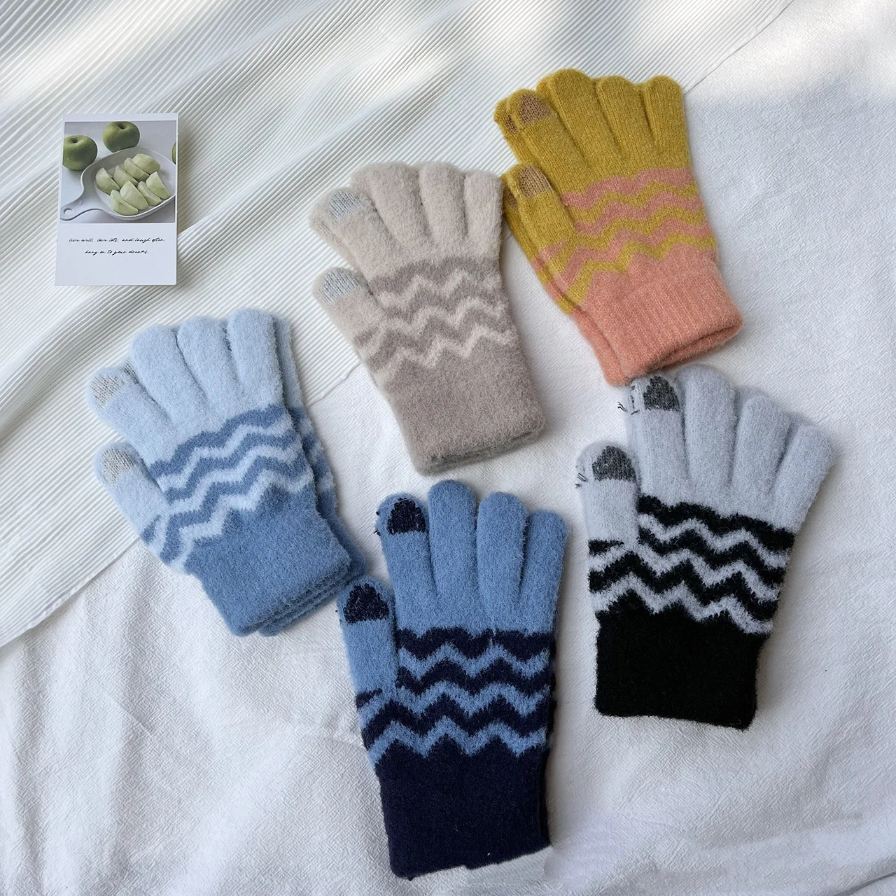 Touchscreen Handschoenen Dames Verdikt Gebreid Warm Mode Golvend Patroon Vijf vingers Imitatie Nertsen Lange vinger Handschoenen Groothandel