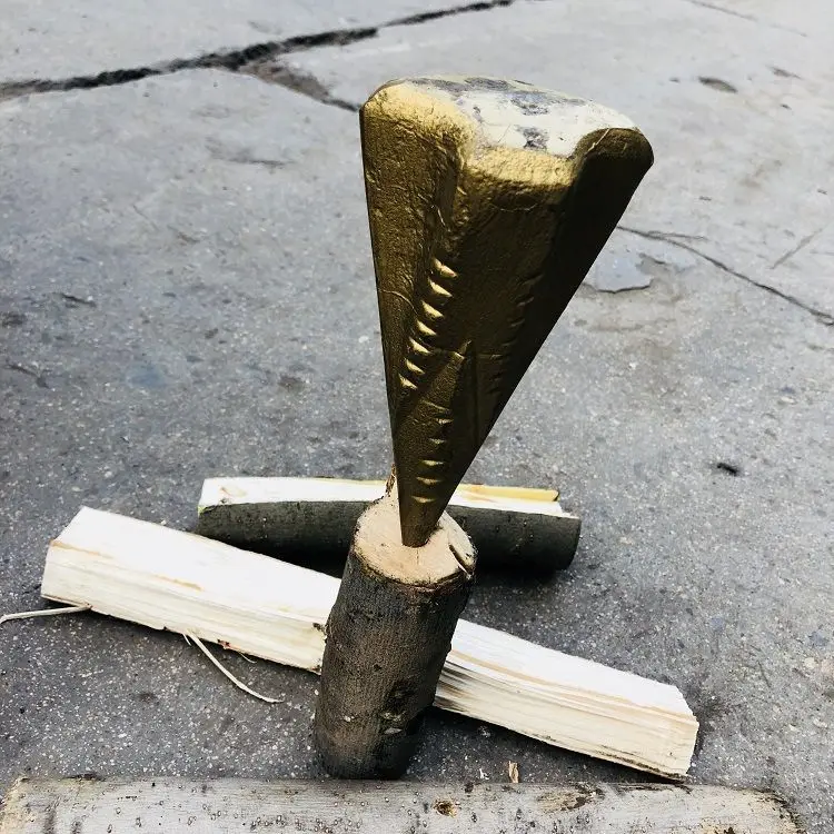Hand Forged Firewood Splitting Axe, Pointed Iron Tip Household Wood Log Chopping Tool