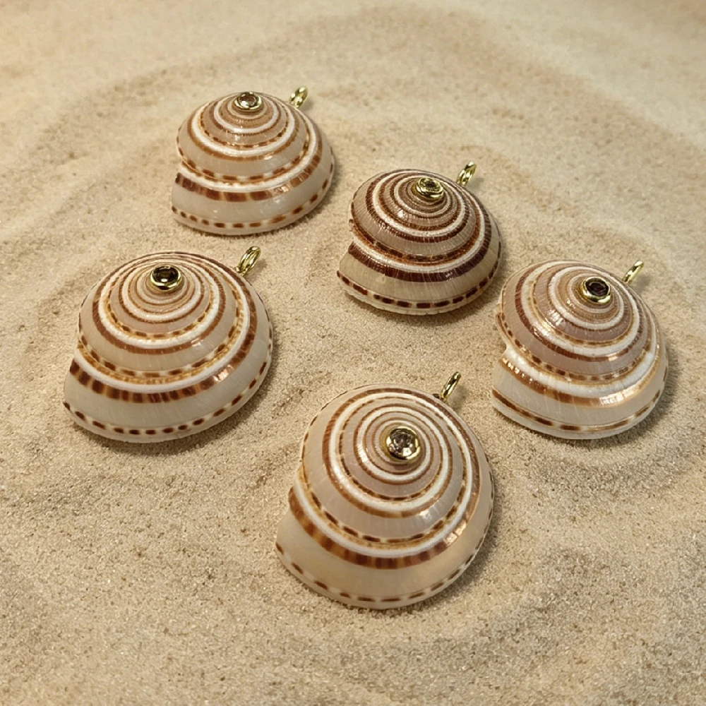 Boho Summer Beach Natural Spiral Seashell Charms Golden Plated Top Loop Crystal Center DIY Finding P2D672