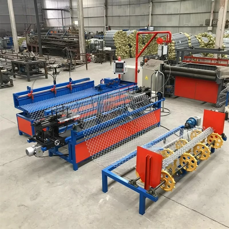 Factory Sale Automatic Single Wire Mesh Weaving Fencing Making Chain Link Fence Machine Cheap Price
