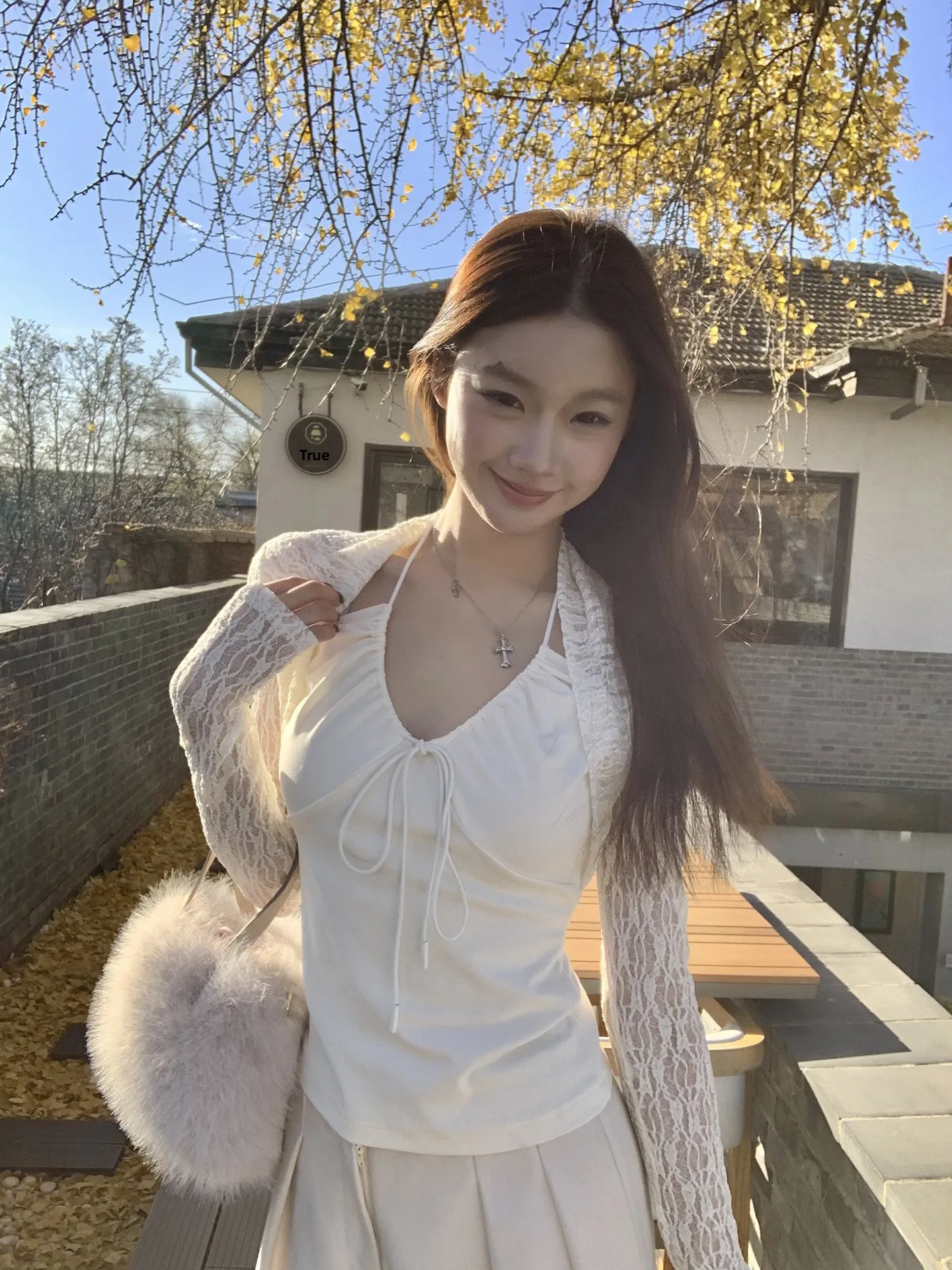 เสื้อซับในผู้หญิงแบบยาว เซ็กซี่ สวยงาม ทรงเข้ารูป ผ้าไนลอน ดีไซน์สองชิ้นในตัว เหมาะสำหรับใส่ทำงาน