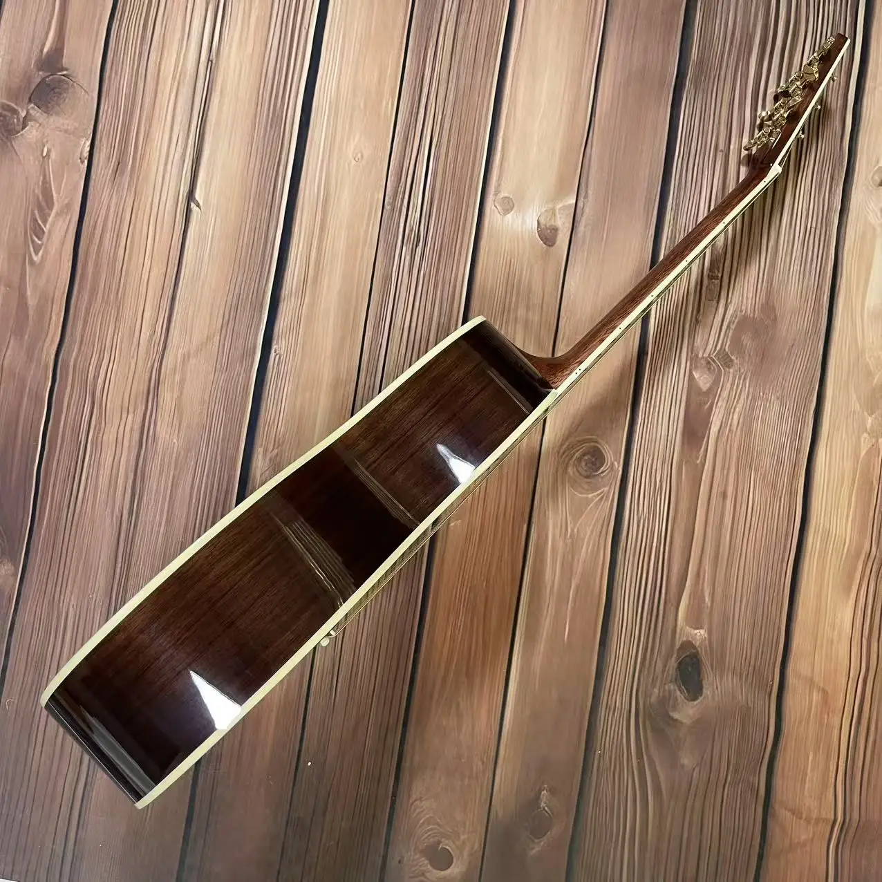 غلاف أذن البحر مقاس 40 بوصة مرصع بأصابع سوداء جيتار صوتي مطلي باللمعان #5