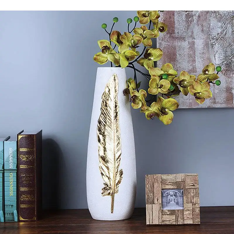 Gold-plated Feather Relief Vase Resin Crafts Desk Decoration Artificial Flowers Decorative Flower Arrangement Floral Vases