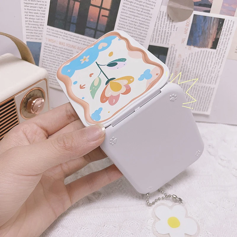 Cartoon Flower Pattern Flip-Top Folding Makeup Mirror Portable Pocket Mirror Rectangle Cosmetic Mirror With Comb For Women Girls