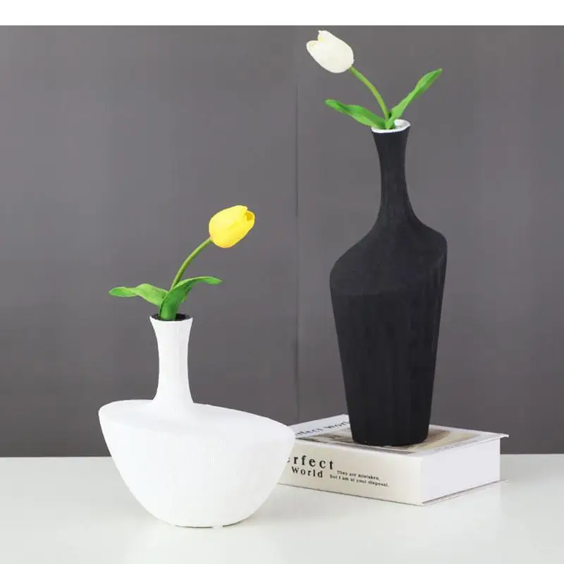 Black and White Brushed Ceramics Vase Flower Arrangement Decorative Floral Vases Desk Decoration Abstract Porcelain Pots