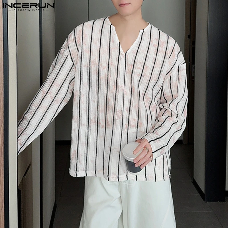 INCERUN الرجال تي شيرت مخطط طباعة الخامس الرقبة طويلة الأكمام الجوف خارج انظر من خلال الذكور المحملة القمم كبيرة الحجم الشارع الشهير 2025 الرجال الملابس