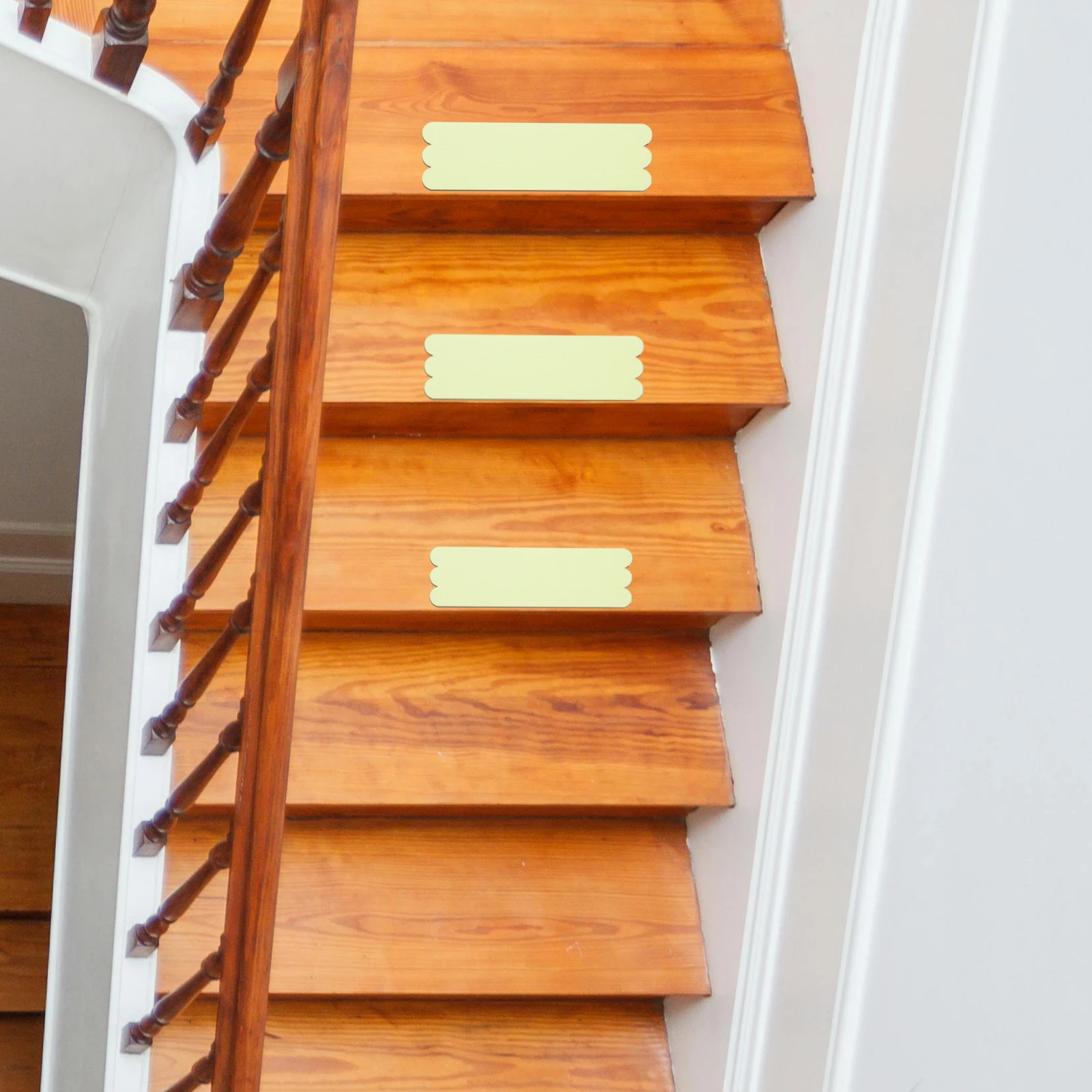 

24pcs Anti Slip Tape 20mmx380mm Glow Dark Bathroom Stair Tread Non Slip Stickers Shower Floor Bathtub Decals Waterproof