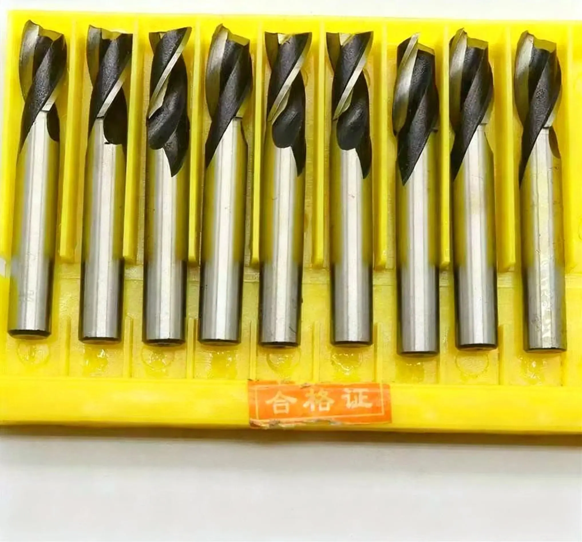 

12mm 14mm 16mm 18mm 20mm 25mm 28mm 30mm Petiole 3 flutes 4 teeth K30 Carbide End mill drill metal