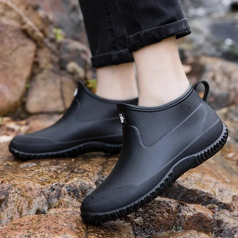 2026 Unisex Ankle Short Rain Boots Summer Wear Resistant Anti Slip Rubber Boots For Outdoor Camping