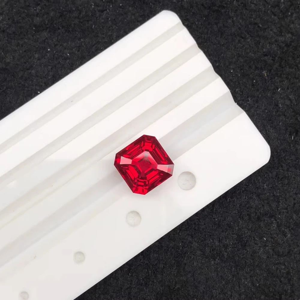 

1 шт., 10x10-13x13 мм, выращенный в лаборатории рубин для резки