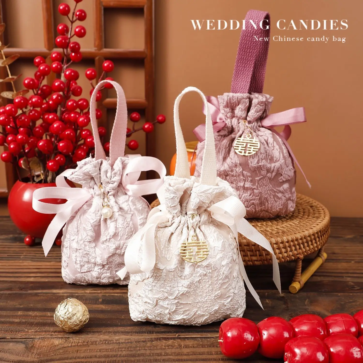 10/20/30 stücke Kreative Hochzeit Süßigkeiten Taschen Tuch Design Geprägte Blumen Handtasche Tasche Mit perlen Engagement Souvenir Geschenk Verpackung