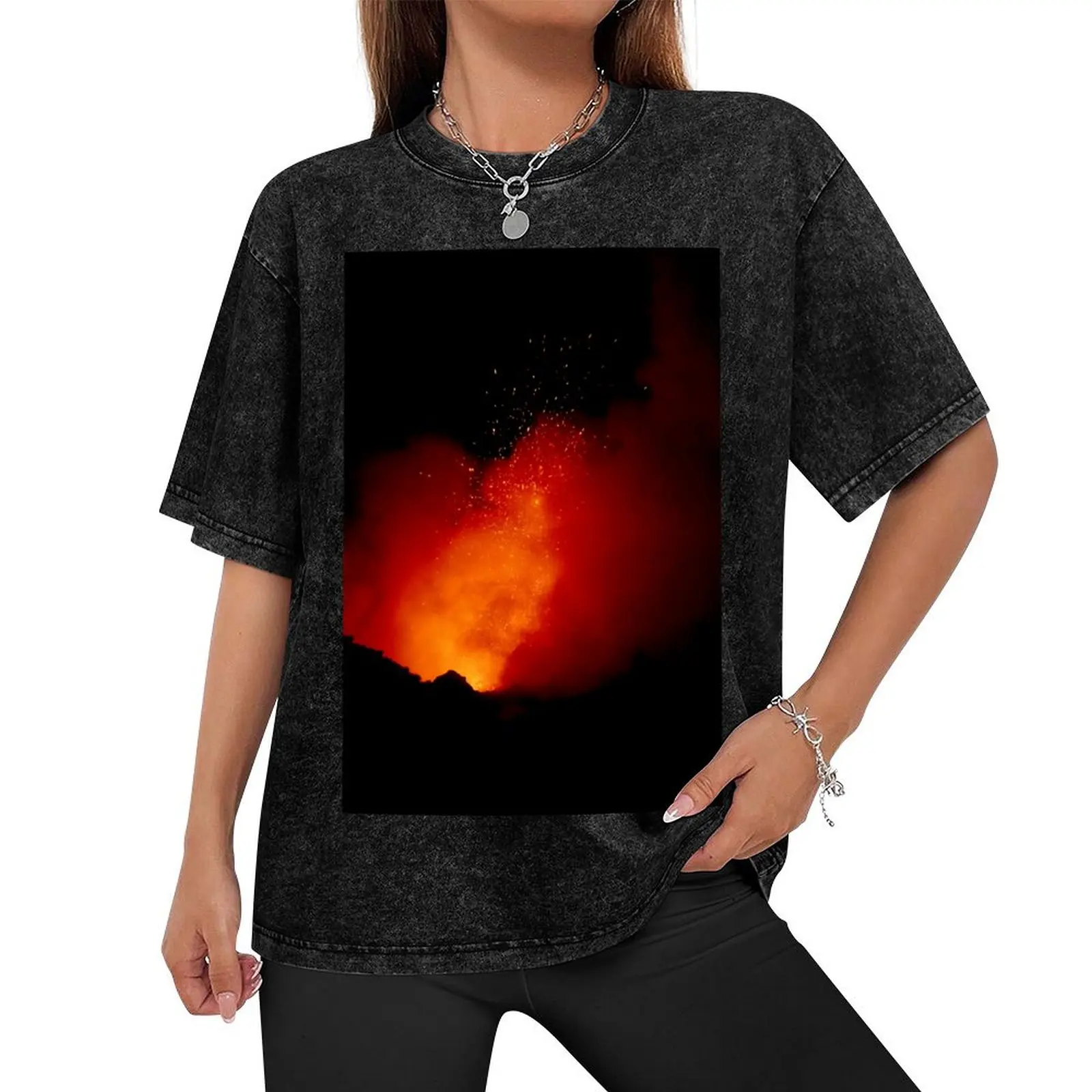 Stromboli Vulcano T-Shirt korean fashion Aesthetic clothing mens t shirt