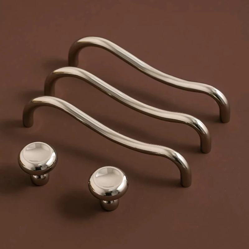 Brass Irregular Line Furniture Handles Bright Cupboard Wardrobe Dresser Drawer Cabinet Knobs Door Pulls T-Bar Decorative Knob