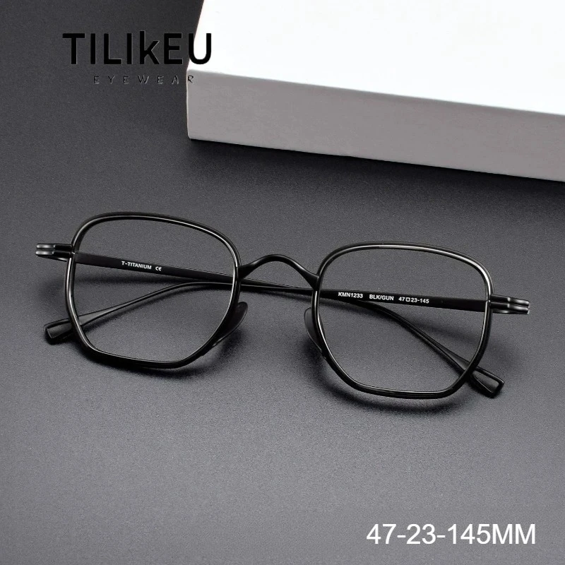 

Japanese Designer Pure Titanium Glasses Frame Men Premium Texture IP Dual Color Retro Square Wide Brim Eyeglasses Frame 1233